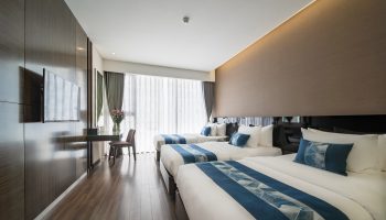 Queen Ann Hotel Nha Trang Suite Triple City View Balcony