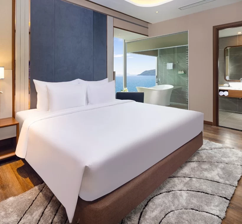 Club Suite City View
