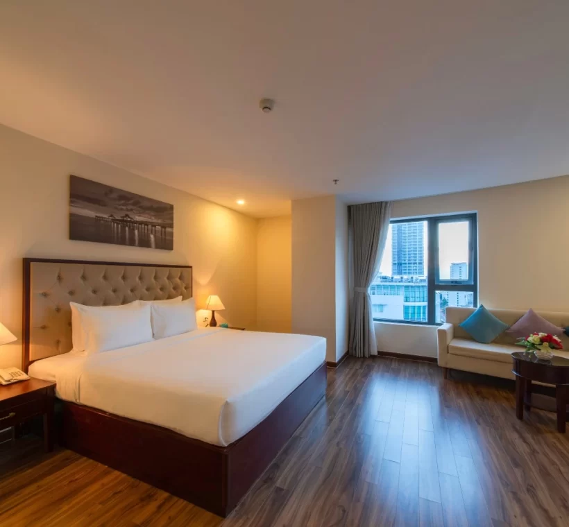 Senior Deluxe With Partial Sea View & Bathtub