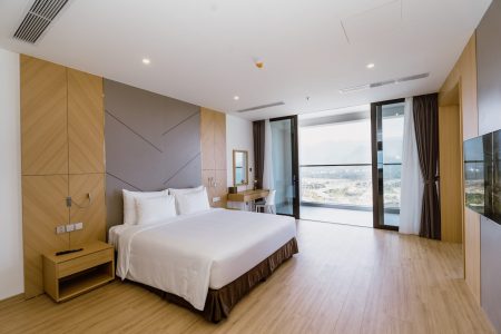 Aquamarine Resort Hotel Cam Ranh Suite Beach Front